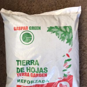 Tierra de hojas reforzada 8 litros